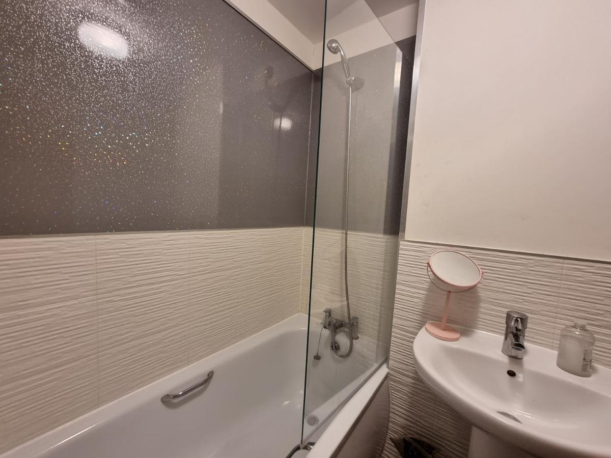 Kingsize Room Close To The A30 Camborne Pool Luaran gambar