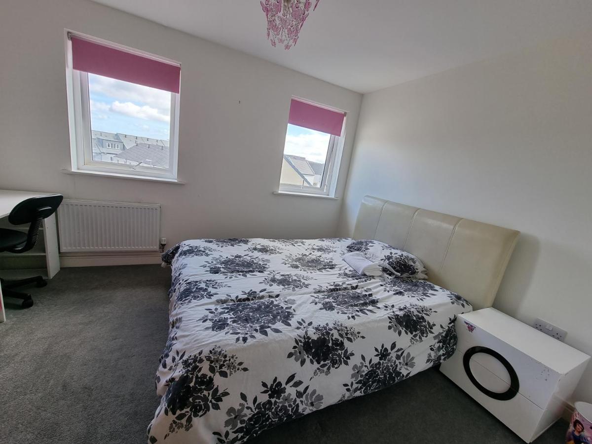 Kingsize Room Close To The A30 Camborne Pool Luaran gambar